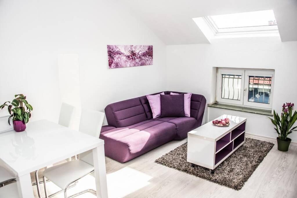 Apartment Pouringraz Fuer Kunst- Und Tennisliebhaber Kültér fotó