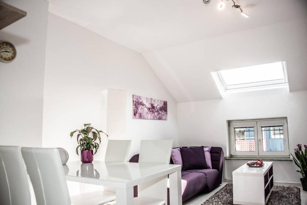 Apartment Pouringraz Fuer Kunst- Und Tennisliebhaber Kültér fotó
