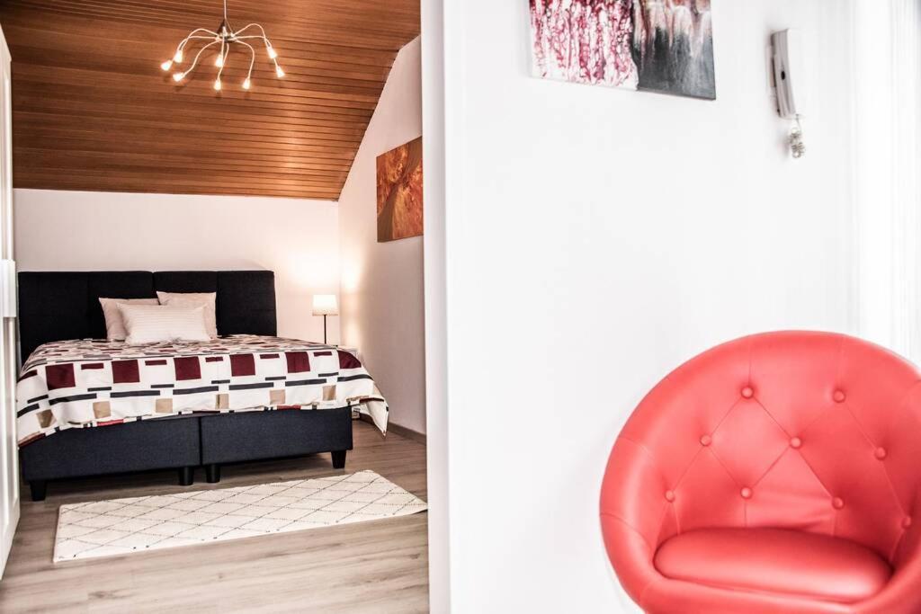 Apartment Pouringraz Fuer Kunst- Und Tennisliebhaber Kültér fotó