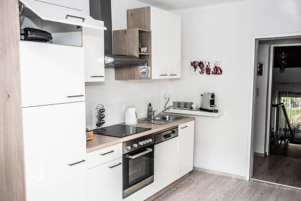 Apartment Pouringraz Fuer Kunst- Und Tennisliebhaber Kültér fotó