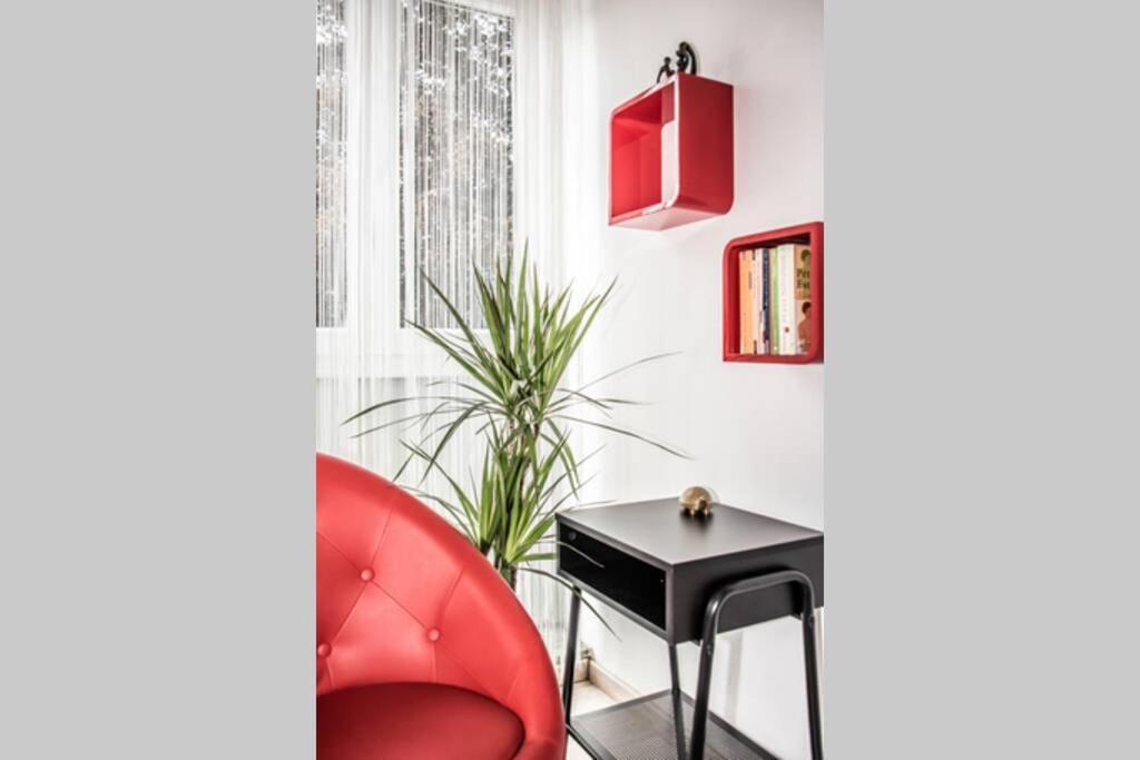 Apartment Pouringraz Fuer Kunst- Und Tennisliebhaber Kültér fotó
